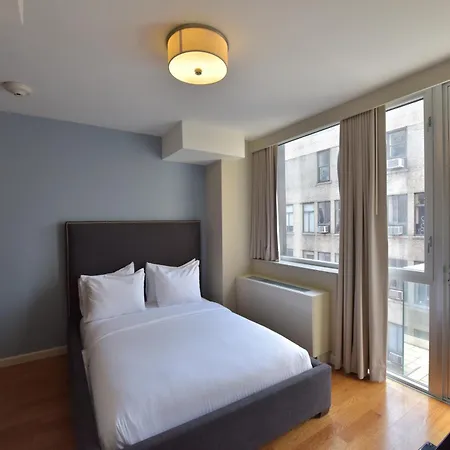 Hotel 32 32-3